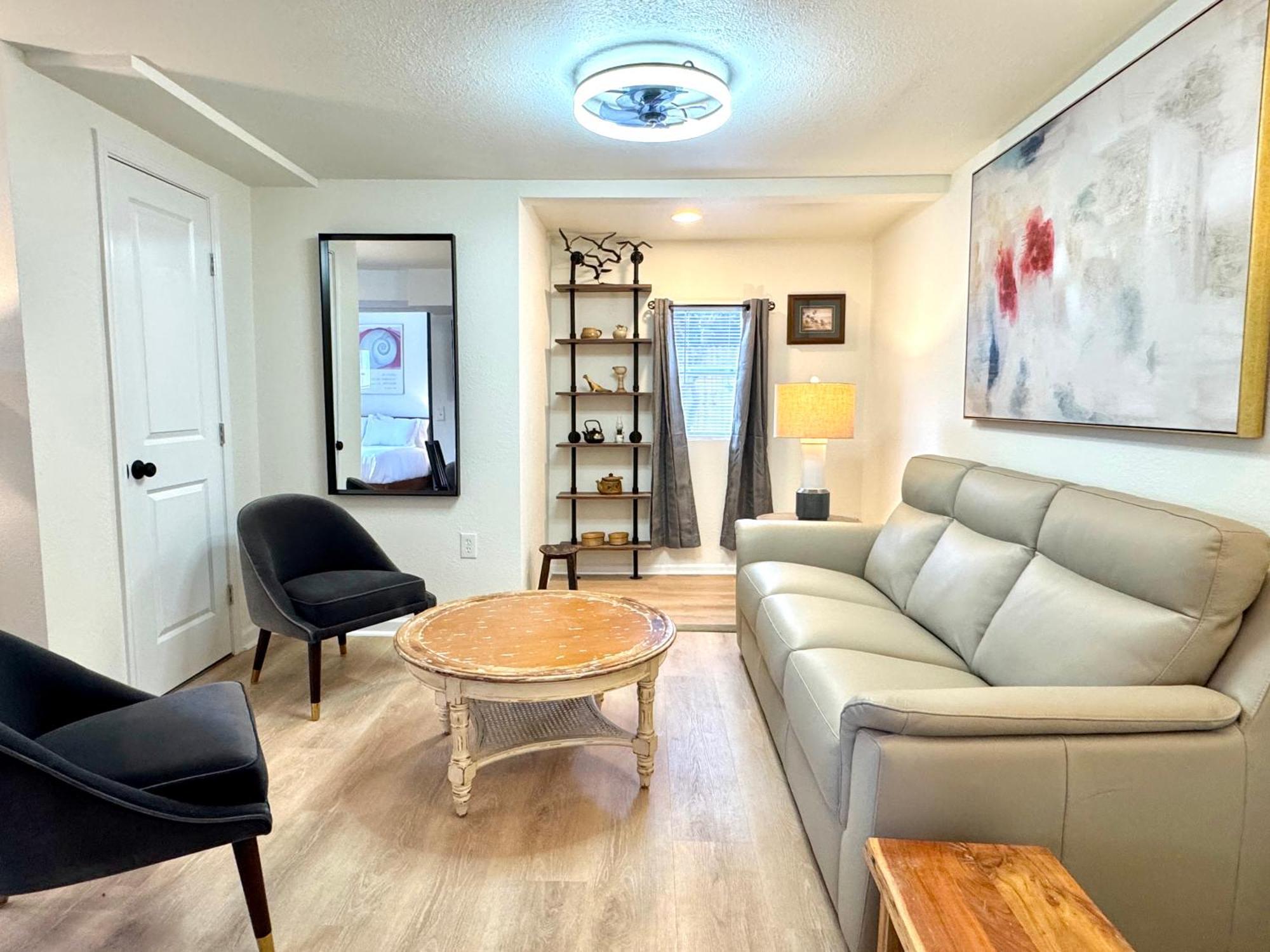 Upgraded Suite - Easy Access To Uptown #N29 Oklahoma City Eksteriør bilde