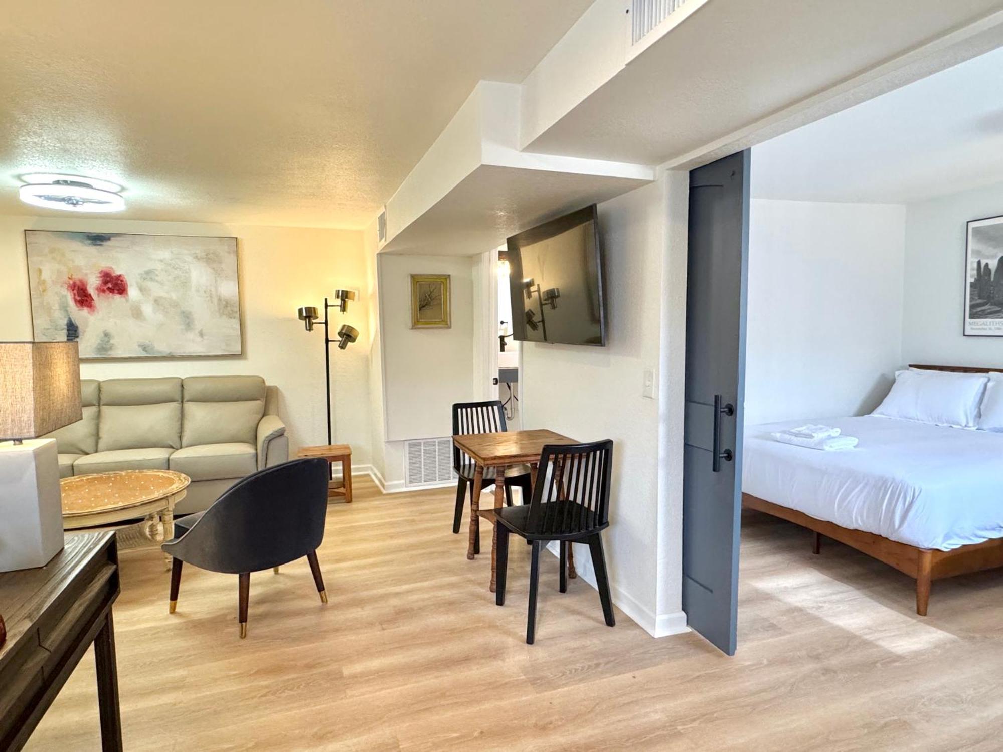 Upgraded Suite - Easy Access To Uptown #N29 Oklahoma City Eksteriør bilde